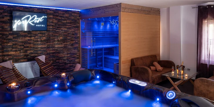 3 hodiny romantiky: privátní wellness s vířivkou a finskou saunou pro dva