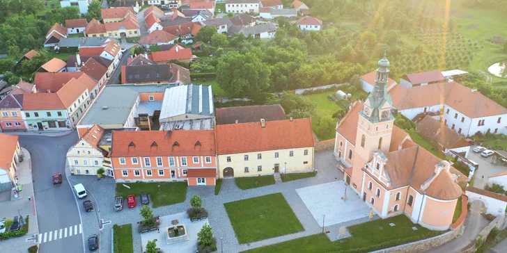Pobyt se snídaní v útulném hotelu na jihu Čech: klidné místo ideální na výlety pěšky i cyklistiku