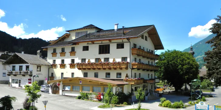 Pobyt v tyrolském Zillertalu: výlety, all inclusive, adult-only wellness se saunou a parní lázní