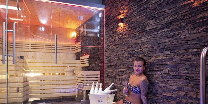 60–90 minut romantiky v novém privátním wellness: vířivka, sauna a třeba i sekt pro zamilovaný pár