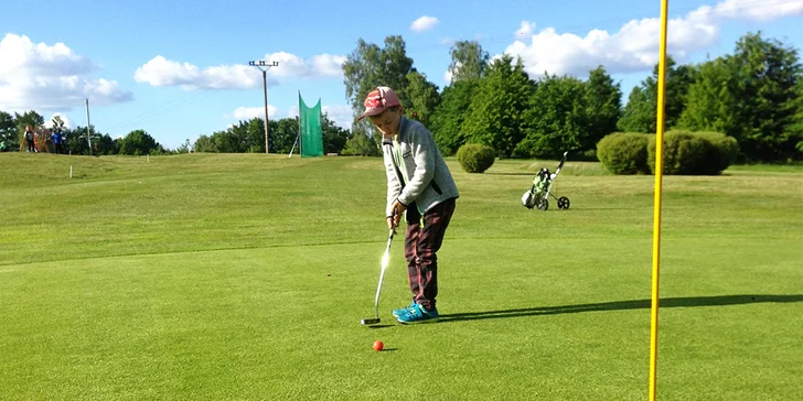 3hodinová ochutnávka golfu s profi trenénem na hřišti v krásné přírodě Českého Švýcarska