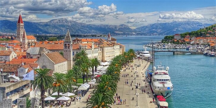 Otevírání moře v Dalmácii s dopravou a polopenzí: relax u moře i památky