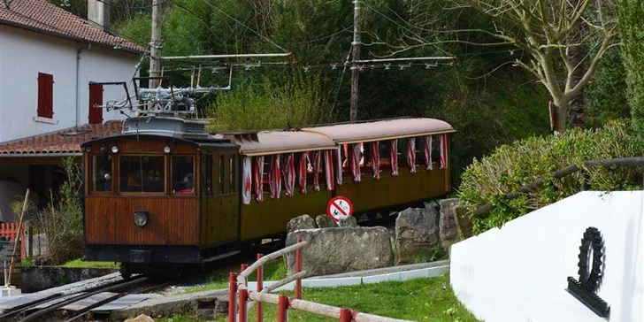 Desetidenní zájezd do Španělska: Kantábrie a Baskicko, moderní bus a ubytování se snídaní