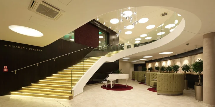 Pobyt na východě Slovenska pod Karpaty: neomezený wellness a fitness, polopenze, komfortní apartmány