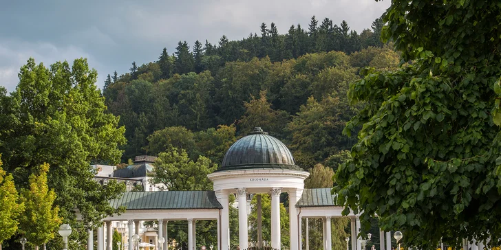 Relaxace v Mariánských Lázních: polopenze, wellness i projížďka v kočáře