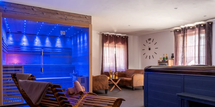 Dovolená v absolutním klidu: hotel uprostřed lesa, snídaně i vířivka na terase