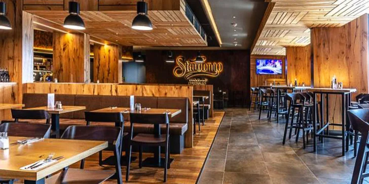 Snídaňové menu na D1 kousek od Brna: omeleta, croissant, juice i káva