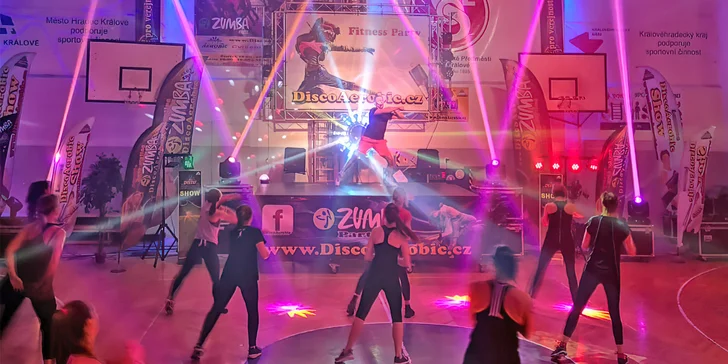 Latino dance či aerobní cvičení: permanentka na 3 nebo 5 vstupů, různé styly zakončené aerobním cvičením a posilováním