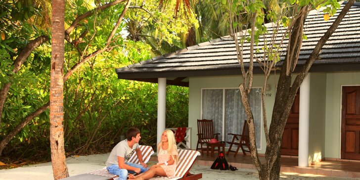 Exotický 4* resort na Maledivách: 6–12 nocí, bazén, 1 dítě zdarma, česky hovořící delegát