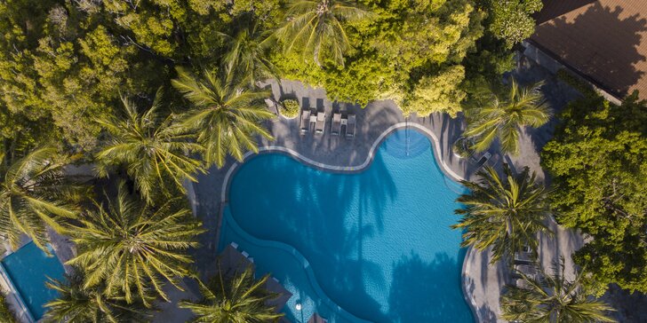 Luxusní dovolená v hotelu na Maledivách: 6–12 nocí, v blízkosti korálového útesu, česky hovořící delegát na telefonu