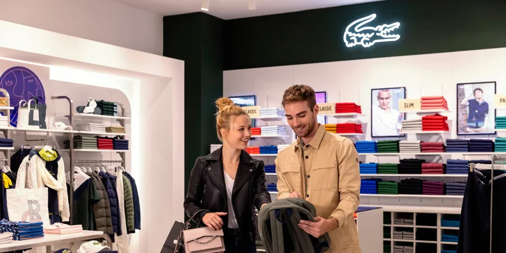 Dárková karta do Fashion Arena Prague Outlet v hodnotě 1000 Kč: desítky obchodů a káva zdarma