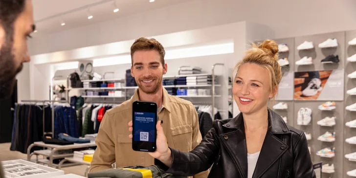 Dárková karta do Fashion Arena Prague Outlet v hodnotě 1000 Kč: desítky obchodů a káva zdarma