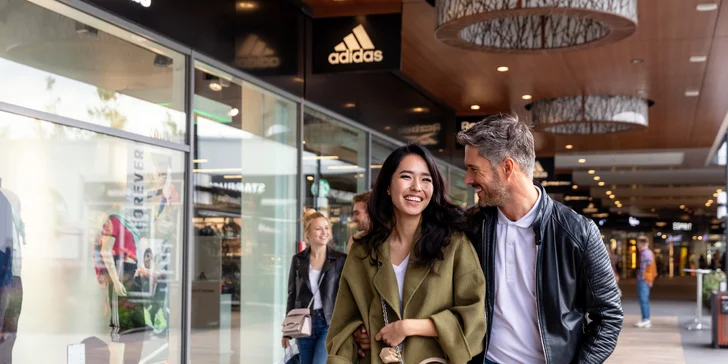 Dárková karta do Fashion Arena Prague Outlet v hodnotě 1000 Kč: desítky obchodů a káva zdarma