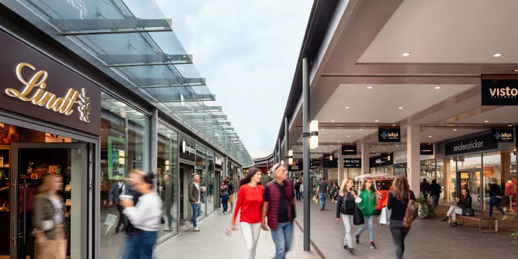 Dárková karta do Fashion Arena Prague Outlet v hodnotě 1000 Kč: desítky obchodů a káva zdarma