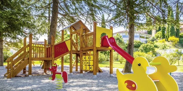 Dovolená v letovisku Izola: 4* hotel, snídaně, bazén, pláž s tobogánem, 2 děti do 14,9 let zdarma