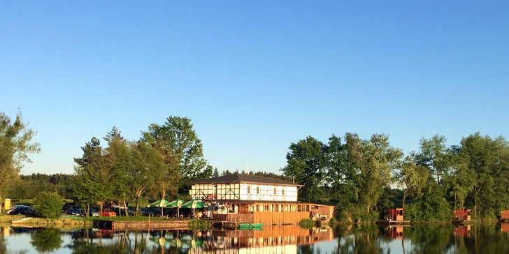Úlovek nejen pro rybáře: nocleh i snídaně v penzionu s rybí restaurací nedaleko Kutné Hory