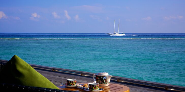 6–12 nocí na exotických Maledivách s bohatým sportovním vyžitím a bazénem, česky hovořící delegát na telefonu