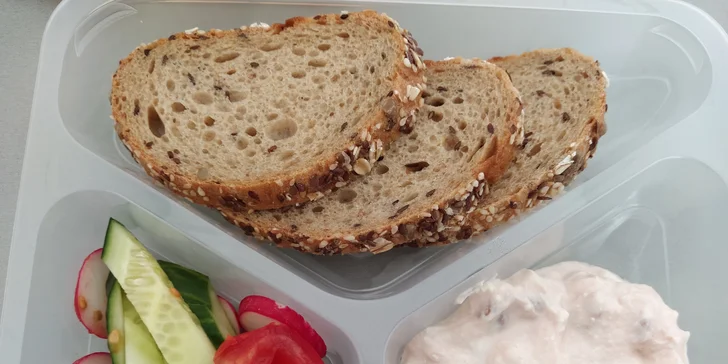 Krabičkové menu o 5 chodech i s rozvozem: 1 či 5 dní, 5000–9000 kJ