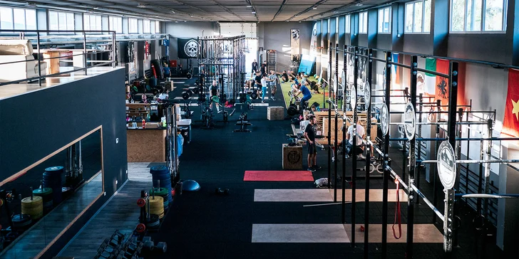 Permanentka na 5 skupinových lekcí v Ultimate Fitness: cross, vzpírání i kruhový trénink
