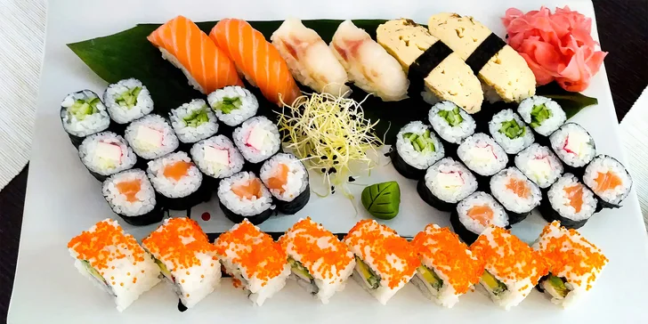 24 nebo 38 sushi rolek s lososem, mořským vlkem i krabem