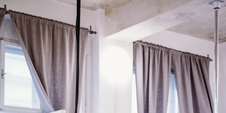 Víkendové lekce pole dance, aerial silks nebo aerial hoop pro začátečníky