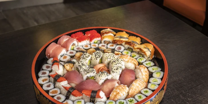 Otevřený voucher na 300, 500, 1000 nebo 2000 Kč do čínské restaurace: sushi, nudle, rýže i závitky