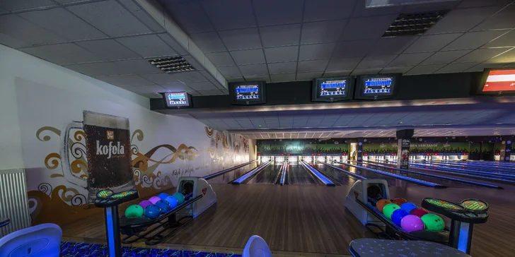 Parádní večer: 1,7kg mix grill a 1 nebo 2 hodiny bowlingu až pro 8 osob