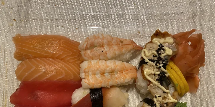 Pardubické Japonsko: sushi sety s 10–36 ks nigiri a maki rolek