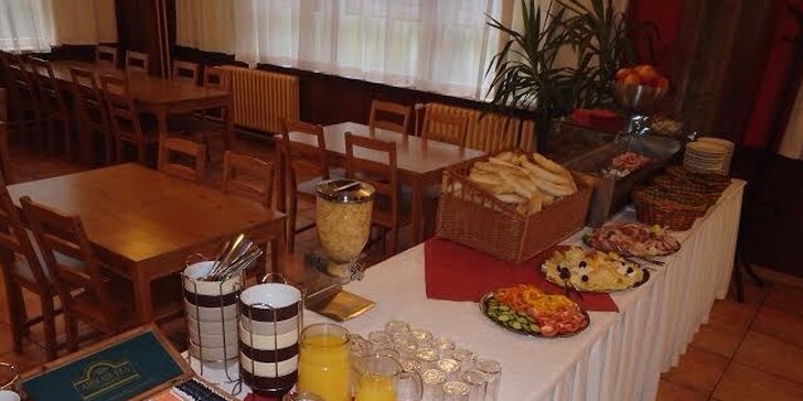 Aktivní rodinná dovolená u Adršpachu se snídaní nebo polopenzí