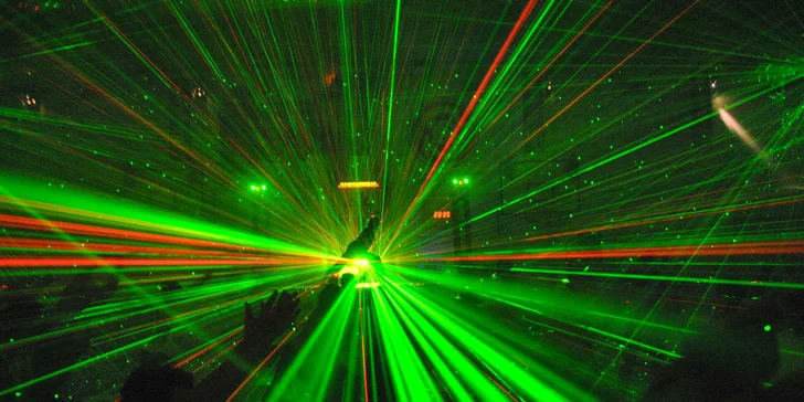 Latino dance či aerobní cvičení: permanentka na 3 nebo 5 vstupů, různé styly zakončené aerobním cvičením a posilováním