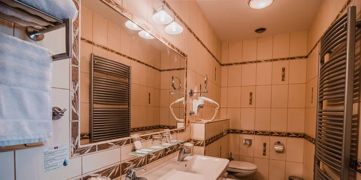 Pobyt pro dva v Hotelu Krajka**** – apartmán Deluxe a snídaně