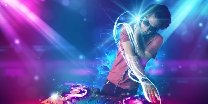 Kvantario: vstupy do světa moderní techniky a VR pro dítě a dospělého, 2 hodiny i celý den