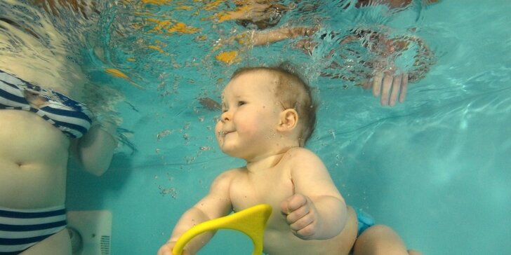 Lekce plavání pro rodiče s dětmi od 6 měsíců do 4 let