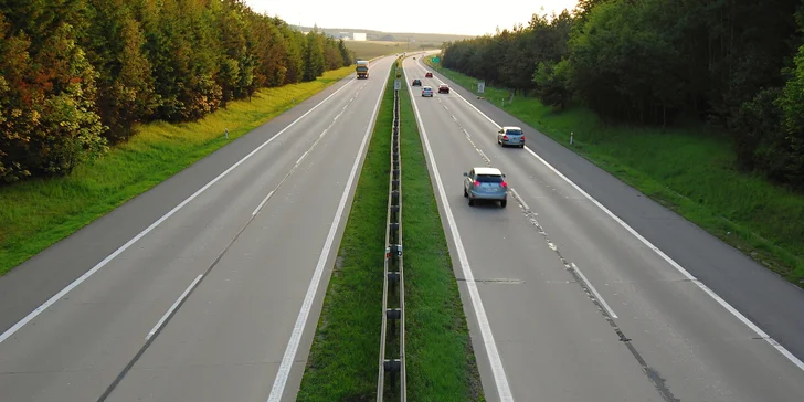 Získejte jistotu za volantem: 1–10 kondičních jízd pro řidiče osobního auta