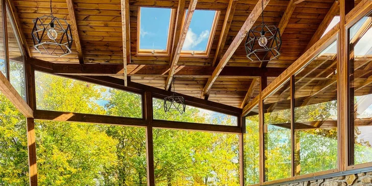 Dovolená ve vyhlášeném resortu Monínec až pro 5 osob: penzion u sjezdovky a polopenze