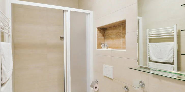 Dovolená ve vyhlášeném resortu Monínec až pro 5 osob: penzion u sjezdovky a polopenze