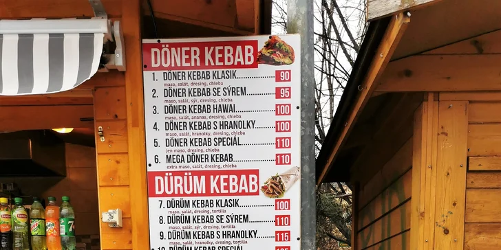 Kebab v tortille či pita chlebu a nápoj na odnos s sebou pro 1 nebo 2 osoby