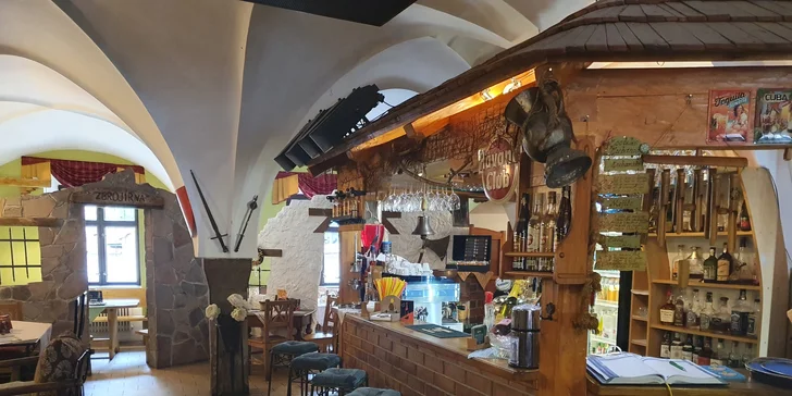 Tříchodové menu s vepřovou panenkou či biftekem z býčka pro 1 i 2 osoby