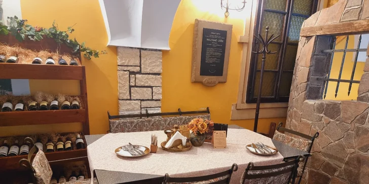 Tříchodové menu s vepřovou panenkou či biftekem z býčka pro 1 i 2 osoby