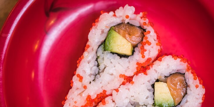 Running sushi: 2 hodiny neomezené konzumace sushi a dalších asijských specialit