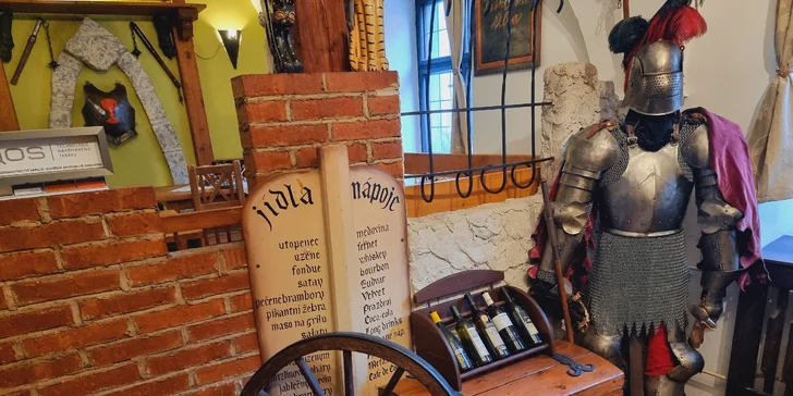 Tříchodové menu s vepřovou panenkou či biftekem z býčka pro 1 i 2 osoby