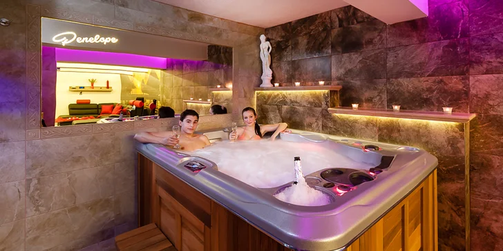 Privátní wellness na 2–3 hod. i s láhví vychlazeného sektu až pro 4 osoby