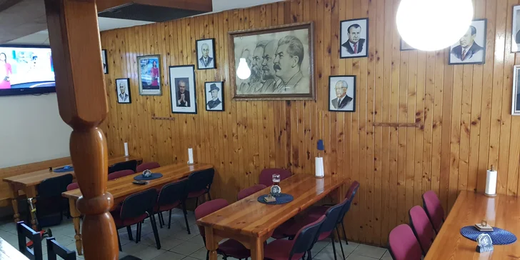Lepší než hamburger: vyhlášené brambáče podle výběru z Plackárny U Lichny