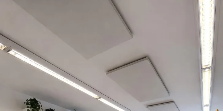 Jediným ošetřením odstraníte usazeniny, zbytky tvrdé vody, stylingu i další nečistoty.