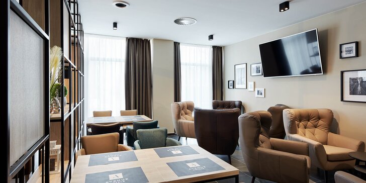 Pobyt v pokoji či apartmánu se snídaní v centru Plzně pro 2 nebo 3 osoby