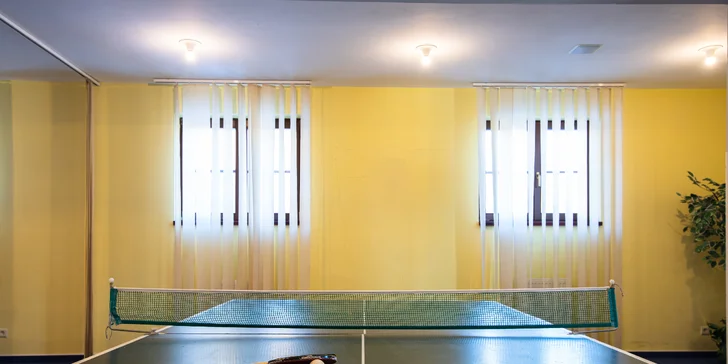 Úžasný relax pod Velkou Fatrou: prostorné pokoje, polopenze, neomezený vstup do bazénu