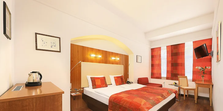4* hotelu Ametyst: pobyt se snídaní pro dva v historické Praze