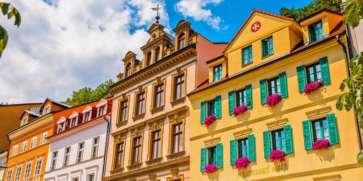 Odpočinek blízko Vřídelní kolonády: 3* hotel se snídaněmi