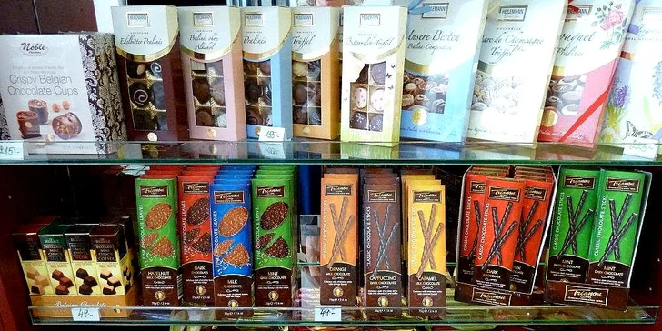 Slané i sladké oříšky a další v hodnotě 245 Kč