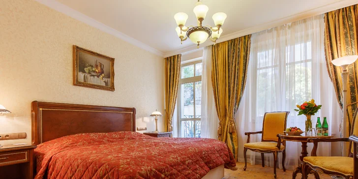 Pobyt v elegantním hotelu blízko kolonády: jídlo, wellness a procedury